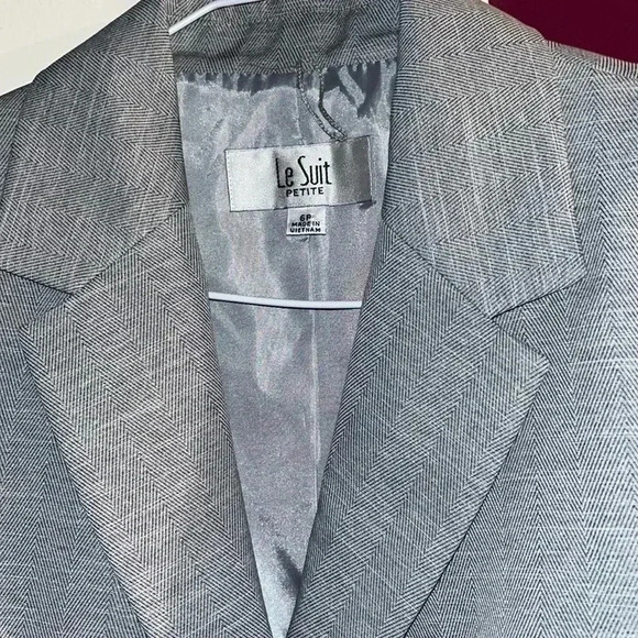 🆕 Le Suit Petite Gray Suit Jacket ~Size 6 - Picture 3 of 6